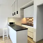 Valparaiso Floor
